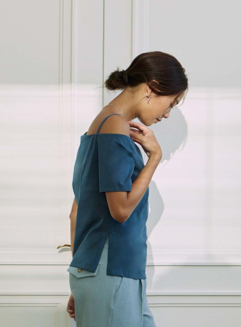 不對稱斜領單肩帶BRA上衣